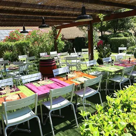 Kyriad Mas Des Oliviers Hotel
