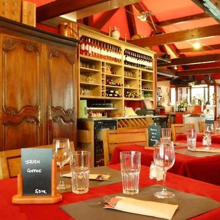 Kyriad Mas Des Oliviers Hotel Aix-en-Provence
